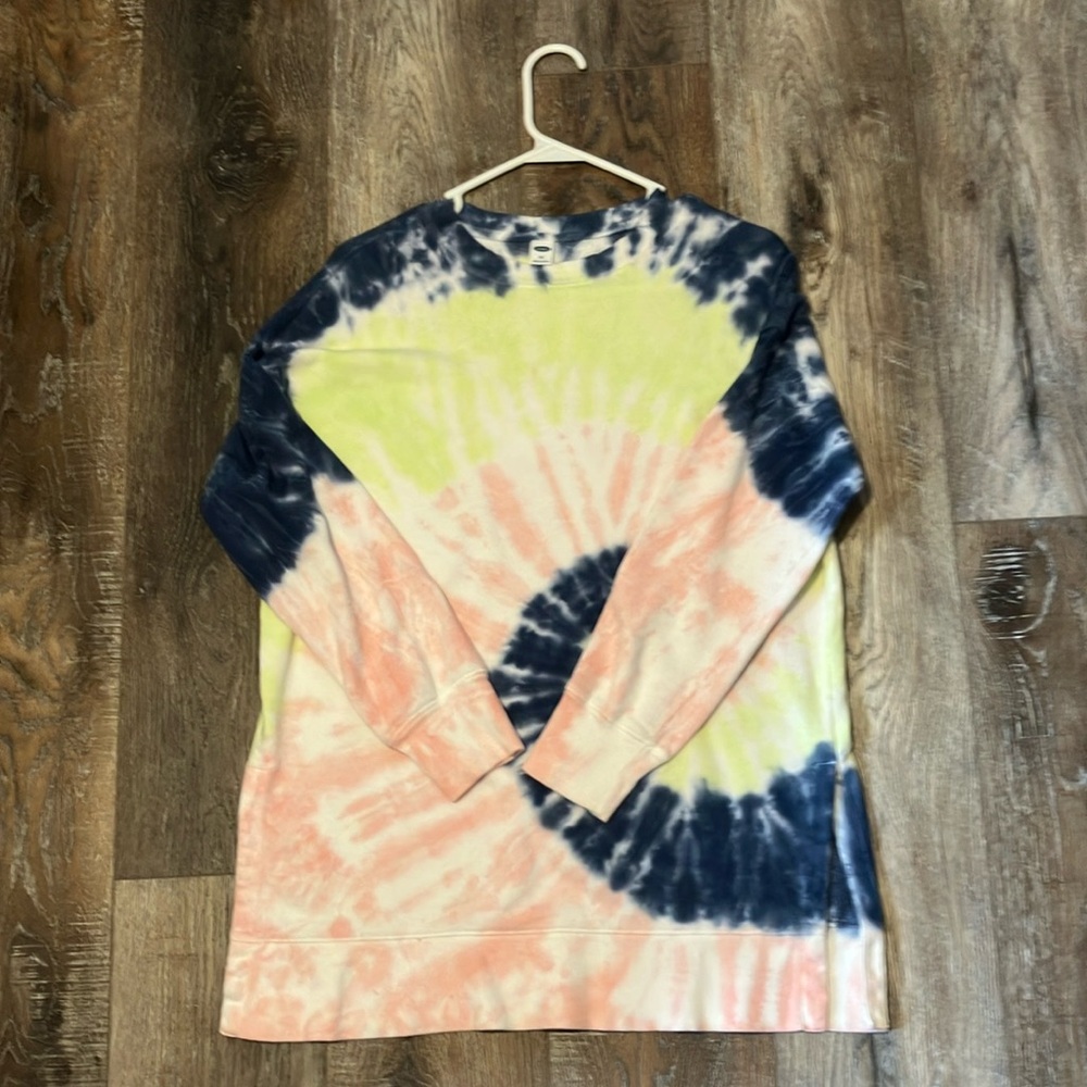 Old Navy sweater